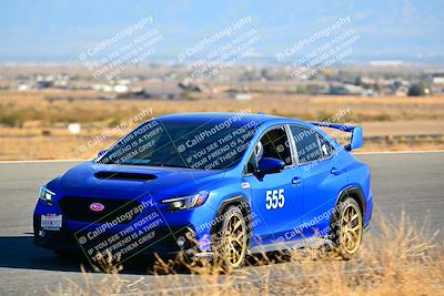 media/Nov-16-2024-Extreme Speed (Sat) [[6587d07cc4]]/Gold Group/Session 3 (The Bowl)/
